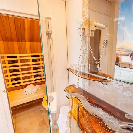 Bavaria Lifestyle Mit Klimaanlage 4* 알토팅