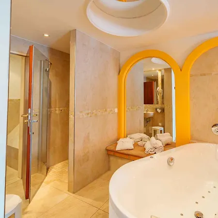 Bavaria Lifestyle Mit Klimaanlage 4* Altötting